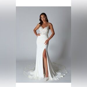 Wedding dress